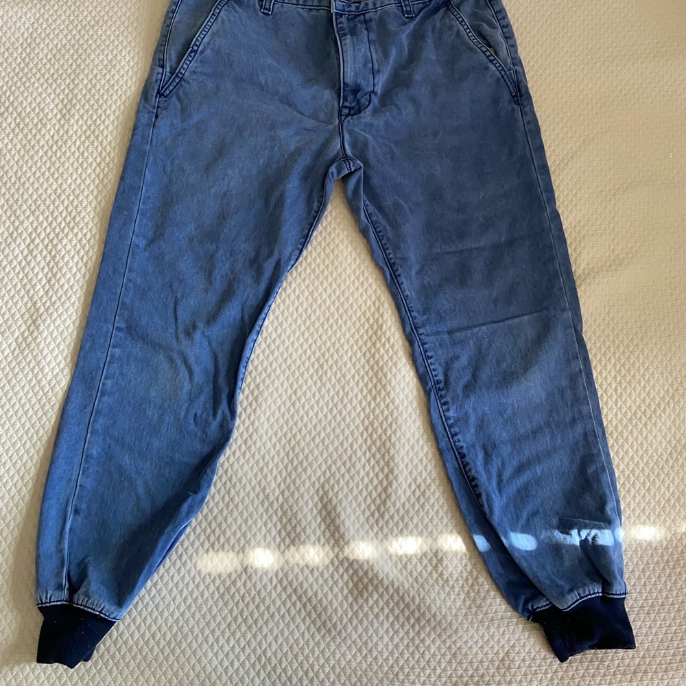 Levi’s denim jogger